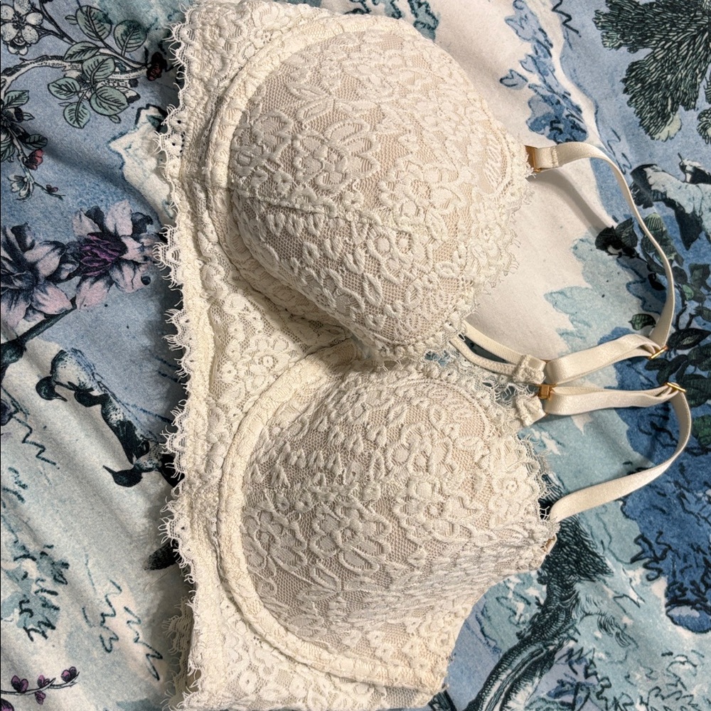 Aerie white lace balconette bra 32D
